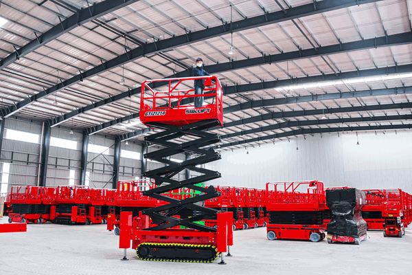 red-tracked-scissor-lift